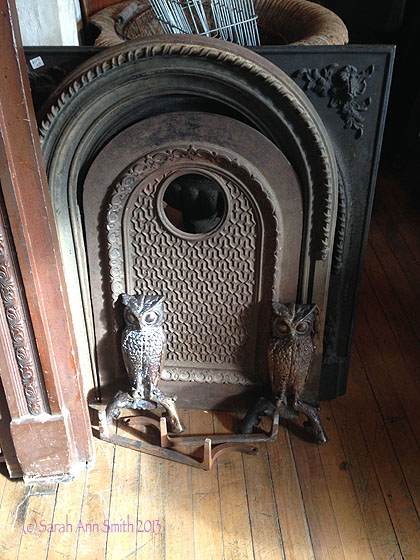 At Portland Architectural Salvage I saw this fireplace piece with the owl andirons and had to take a picture for Jacquie, who loves owls!  (Waving over to Vermont!)